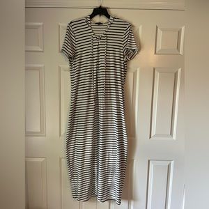 Vibe Long Summer Dress w/Hood